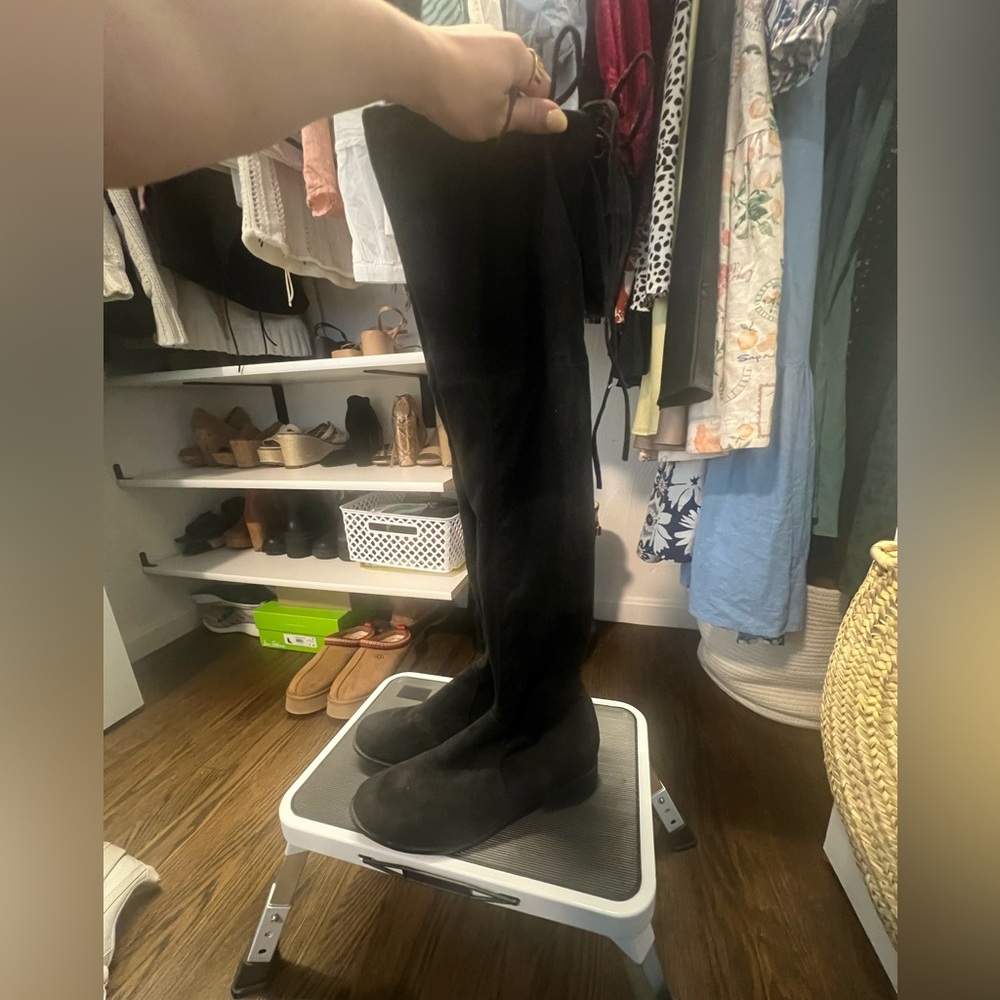 Over the knee black Suede boots